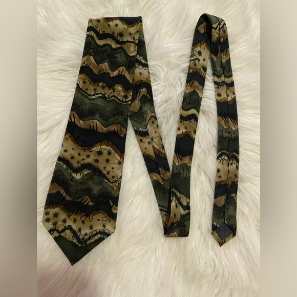 J Garcia Tie - Picture 2 of 4